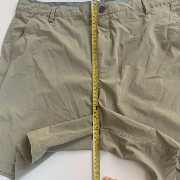 Free Fly Mens 40 Beige Chino shorts Stretch Pockets Utility Hybrid Outdoor Comfy - Picture 5 of 9